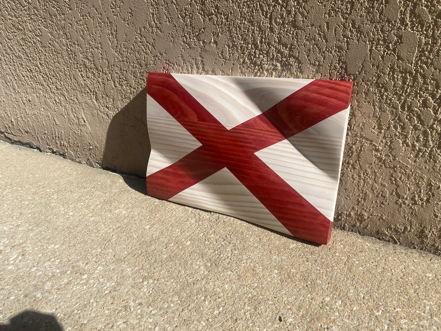 Waving Wooden State of Alabama Flag