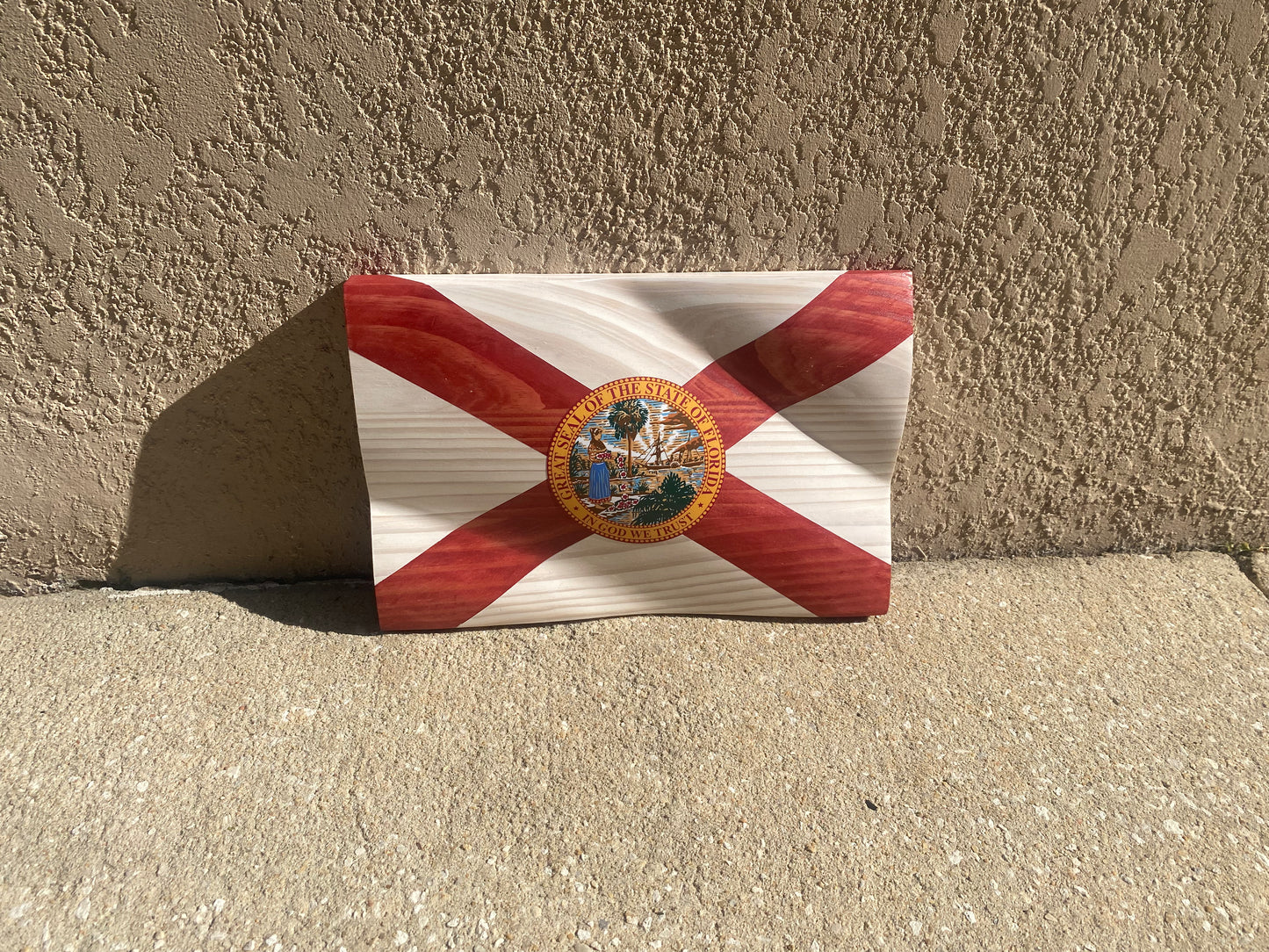 Waving Wooden State of Florida Flag