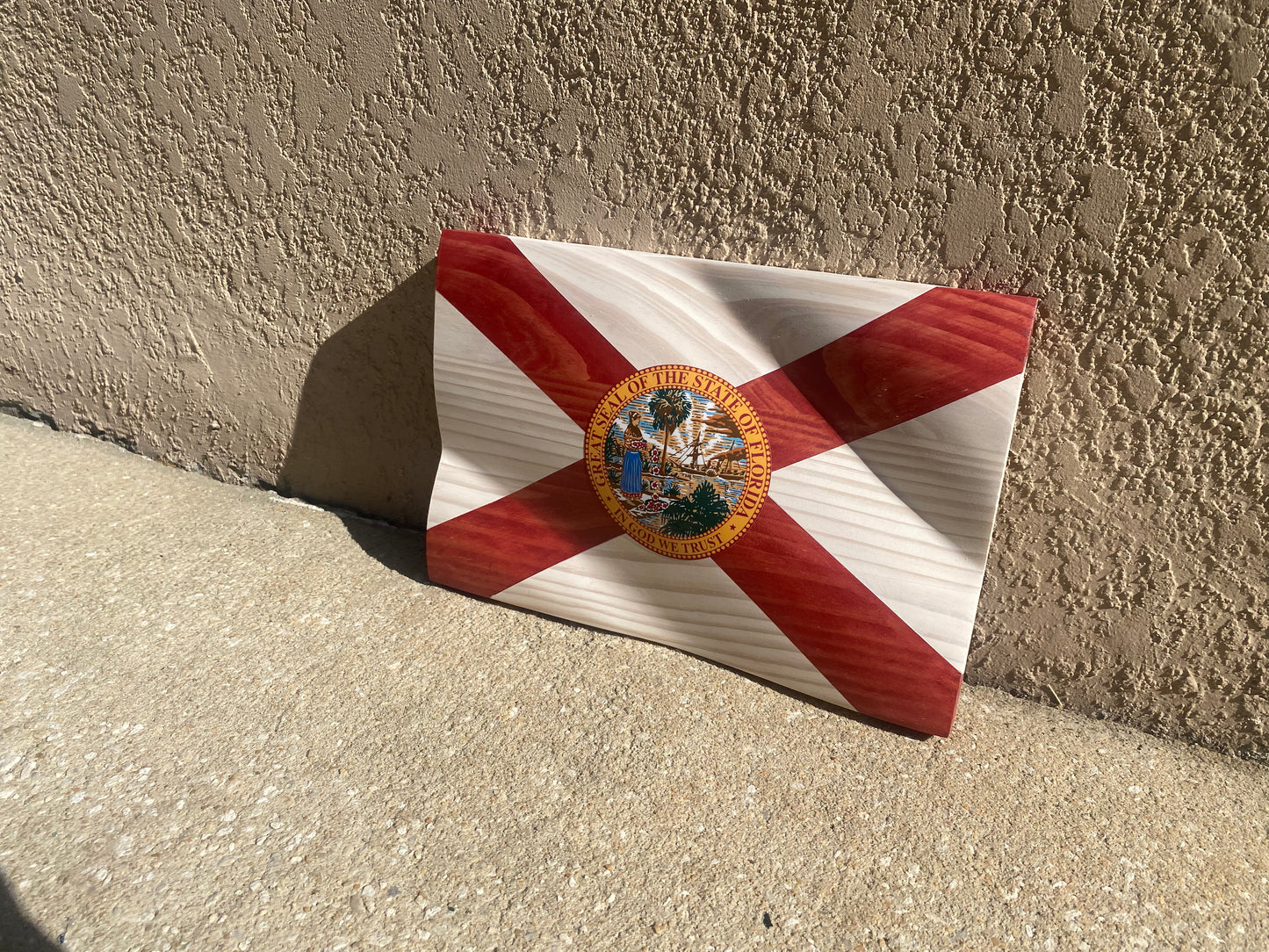 Waving Wooden State of Florida Flag